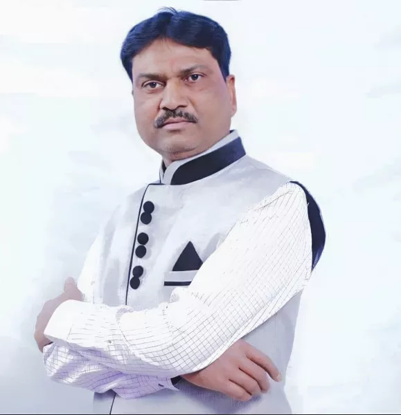 ટંકારા તાલુકાના હડમતિયા ગામના સામાજિક કાર્યકર રમેશ ખાખરીયાનો આજે જન્મદિવસ