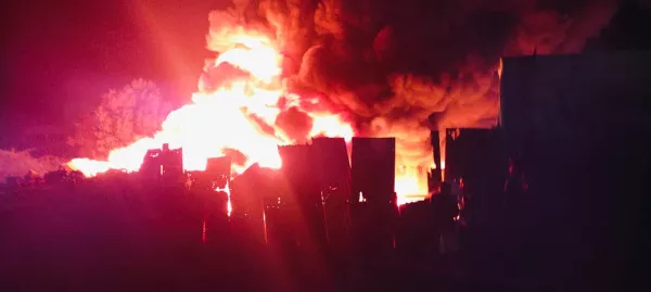 મોરબી નજીક ભંગારના ડેલામાં મધરાત્રે ભીષણ આગ ભભૂકી