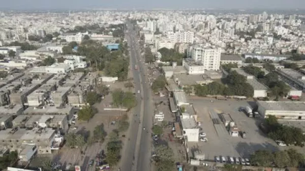 જે પણ બે નંબરના કાંડ બહાર આવે એમાં સીધી કે આડકતરી રૂપે ભાજપીઓ જ સંડોવાયેલો હોવાના આક્ષેપ