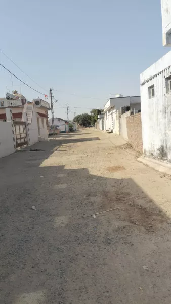 વઘું એક ગામ વરસાદ આધારિત ખેતીને કારણે ગામના લીલાછમ હર્યાભર્યા ખેતરો ઉજ્જડ બન્યા