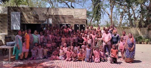 મોરબીમાં યંગ ઇન્ડિયા ગ્રુપ દ્વારા રંગોત્સવની પ્રેરણાદાયી ઉજવણી