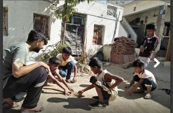 શેરી રમતોથી શૈશકાળ ખરા અર્થમાં ખીલતું હોવાનો મેસેજ અપાયો
