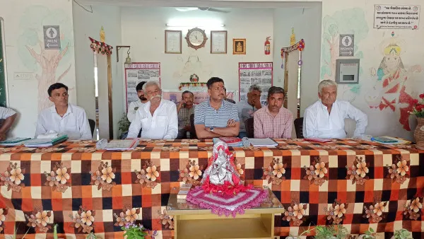 માળિયાના મોટી બરારની શાળામાં કન્યા કેળવણી મહોત્સવ અને શાળા પ્રવેશોત્સવ યોજાયો
