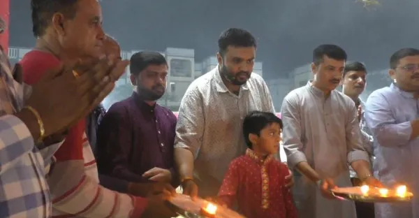 મોરબીમાં પોલીસ અને પત્રકારો સાથે ગરબે ઘૂમ્યા
