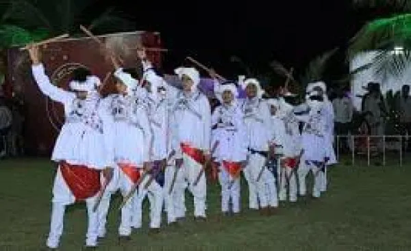 મોરબીમાં આહીર સેનાની પરંપરાગત રાસ મંડળીએ ભારે જમાવટ કરી
