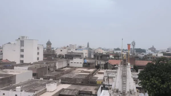 મોરબીમાં ચોમાસાની વિદાય વચ્ચે આકાશમાં વરસાદી વાતાવરણ સર્જાયું