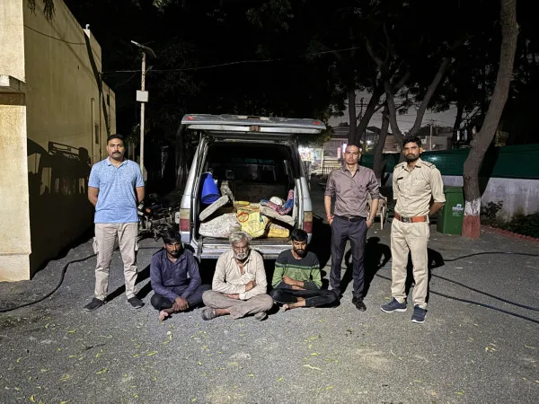 મોરબીના શનાળા નજીક બે નીલ ગાયને ભડાકે દેનાર ત્રણ શિકારી ઝડપાયા
