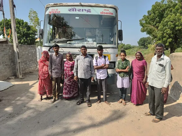 માળીયા મી તાલુકાના બગસરા ગામ પંચાયત ની એસ ટી ની રજુઆત ફળી          
