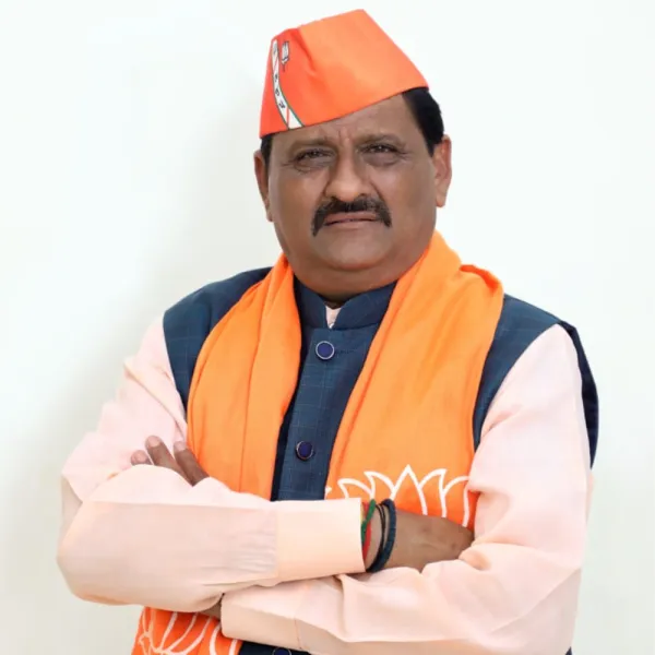 લોકપ્રિય મોરબીના ધારાસભ્ય કાંતિલાલ અમૃતિયાનો આજે જન્મદિવસ
