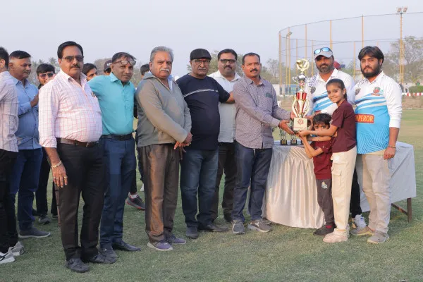 મોરબીમાં વ્યાસ યુવા સંગઠન દ્વારા આયોજીત ક્રિકેટ ટુર્નામેન્ટમાં મેલોડી- 11 ટીમ વિજેતા બની