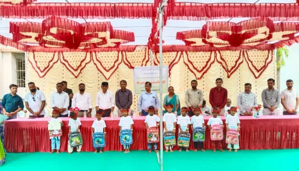 હરબટીયાળી પ્રા. શાળામાં “ભગવદ્ ગીતા”થીમથી શાળા પ્રવેશોત્સવ:
